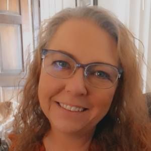 Meet your Posher, Stefanie